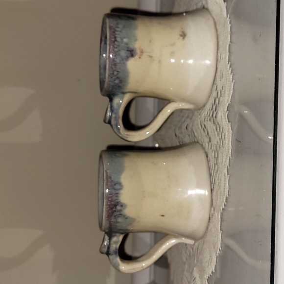 Gorgeous Pair of Art Pottery Mugs - Picture 3 of 9